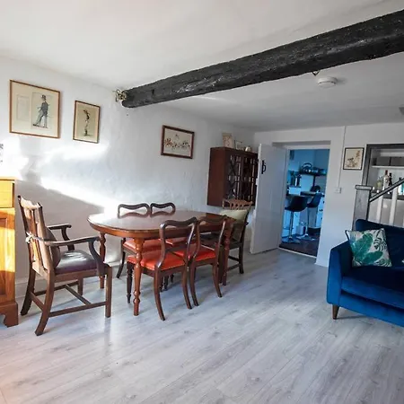 Newly Renovated Entire Residential Beach, County Waterford Annestown