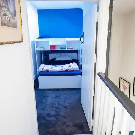 Dom wakacyjny Newly Renovated Entire Residential Beach, County Waterford Annestown