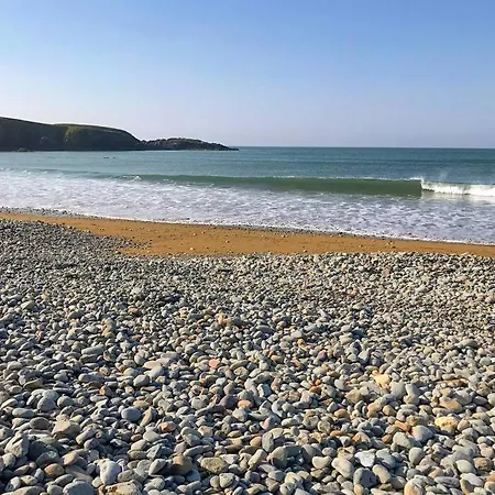 Newly Renovated Entire Residential Beach, County Waterford Dom wakacyjny Annestown