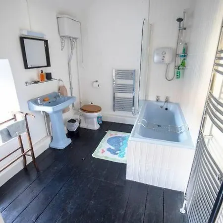 Newly Renovated Entire Residential Beach, County Waterford Annestown